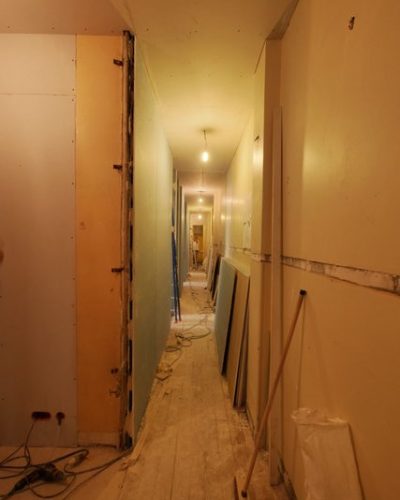 Mandel_Avant couloir